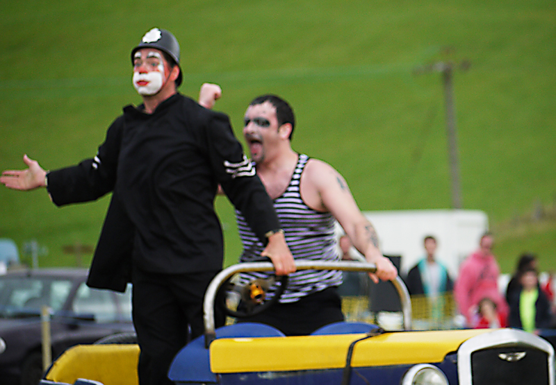 Dingle Fingle Clown where's Slippery Sid gone?