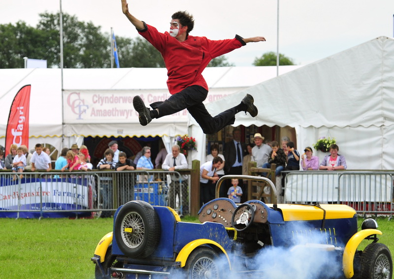 Dingle Fingle Clown over car at Pembrokeshire County Show 2011